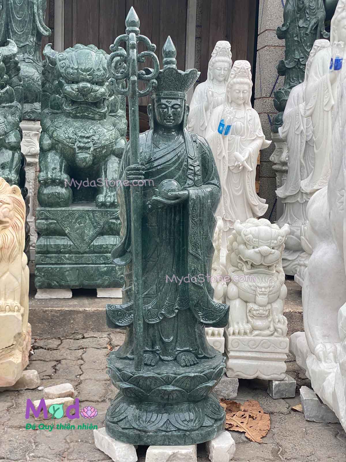 Tượng Phật Địa Tạng đứng đài sen đá Xanh Ấn Độ
