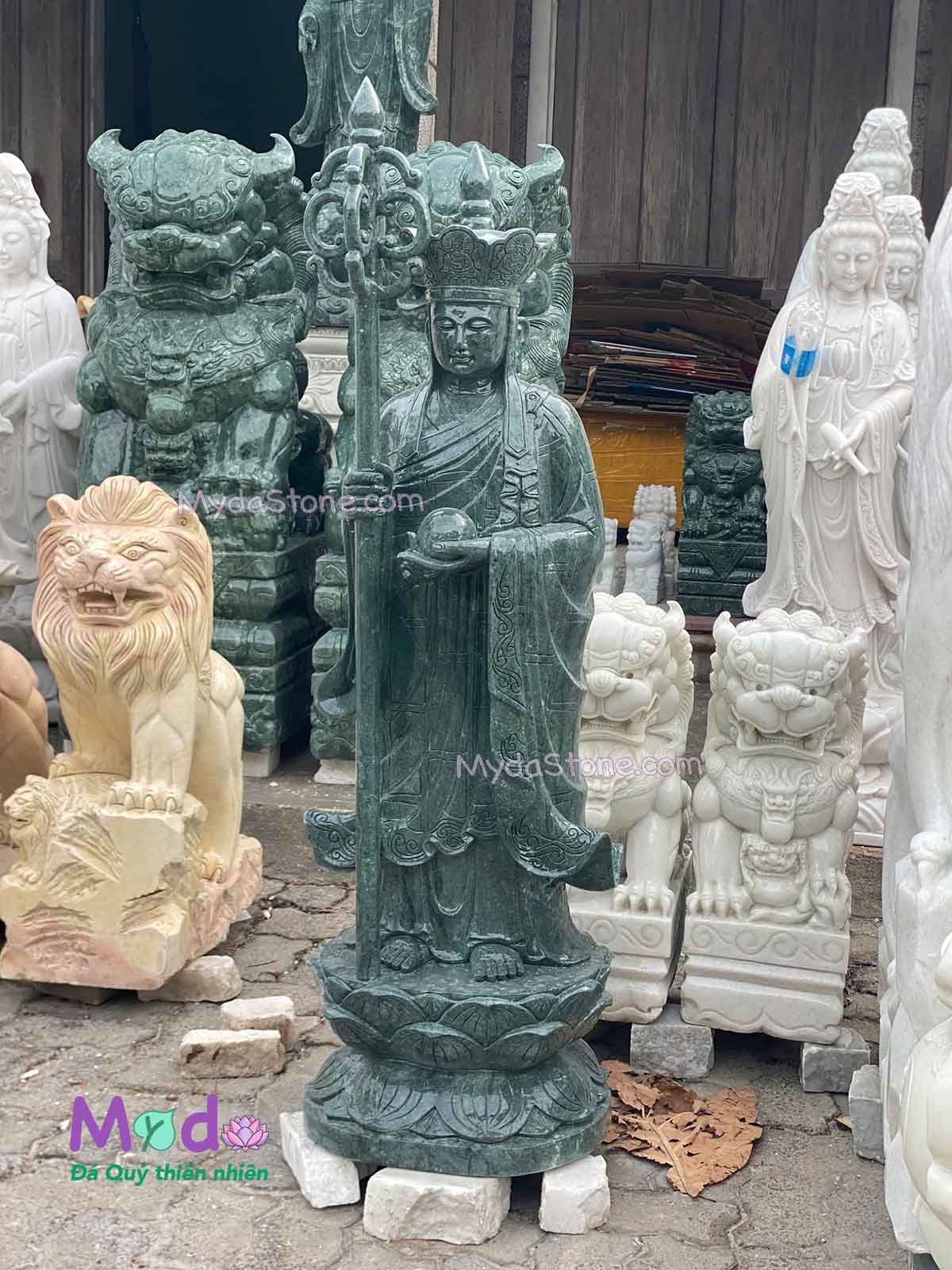 Tượng Phật Địa Tạng đứng đài sen đá Xanh Ấn Độ