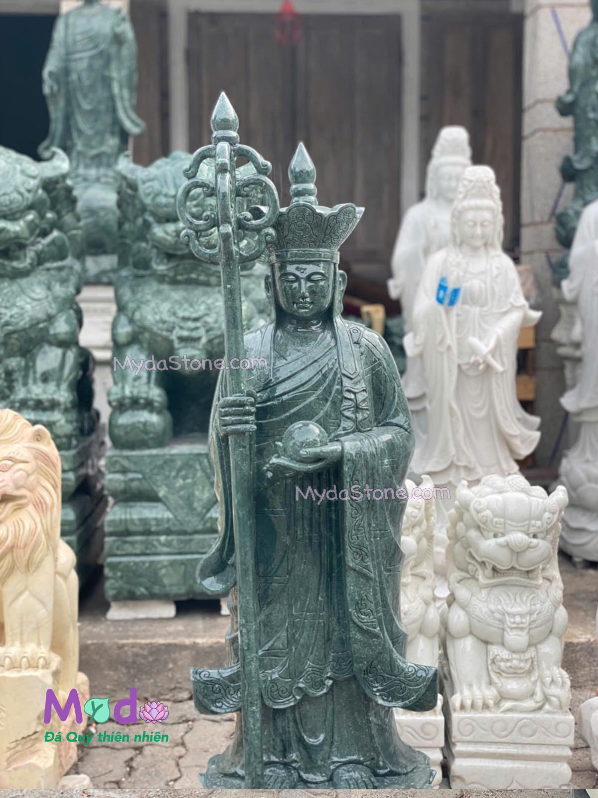 Tượng Phật Địa Tạng đứng đài sen đá Xanh Ấn Độ