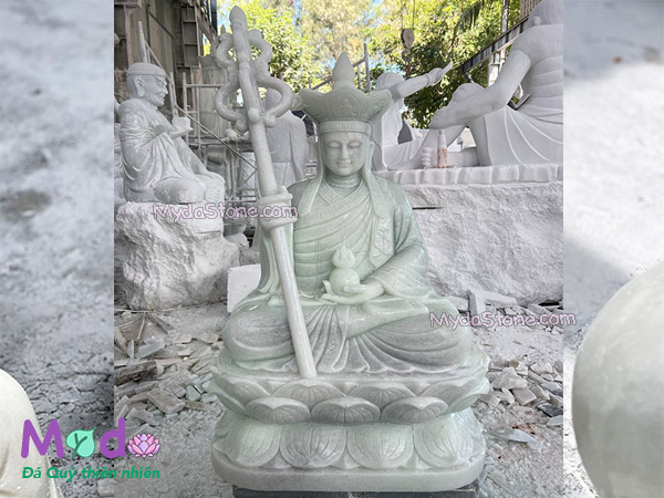 Tượng Phật Địa Tạng ngồi đài sen đá Cẩm Thạch Xanh
