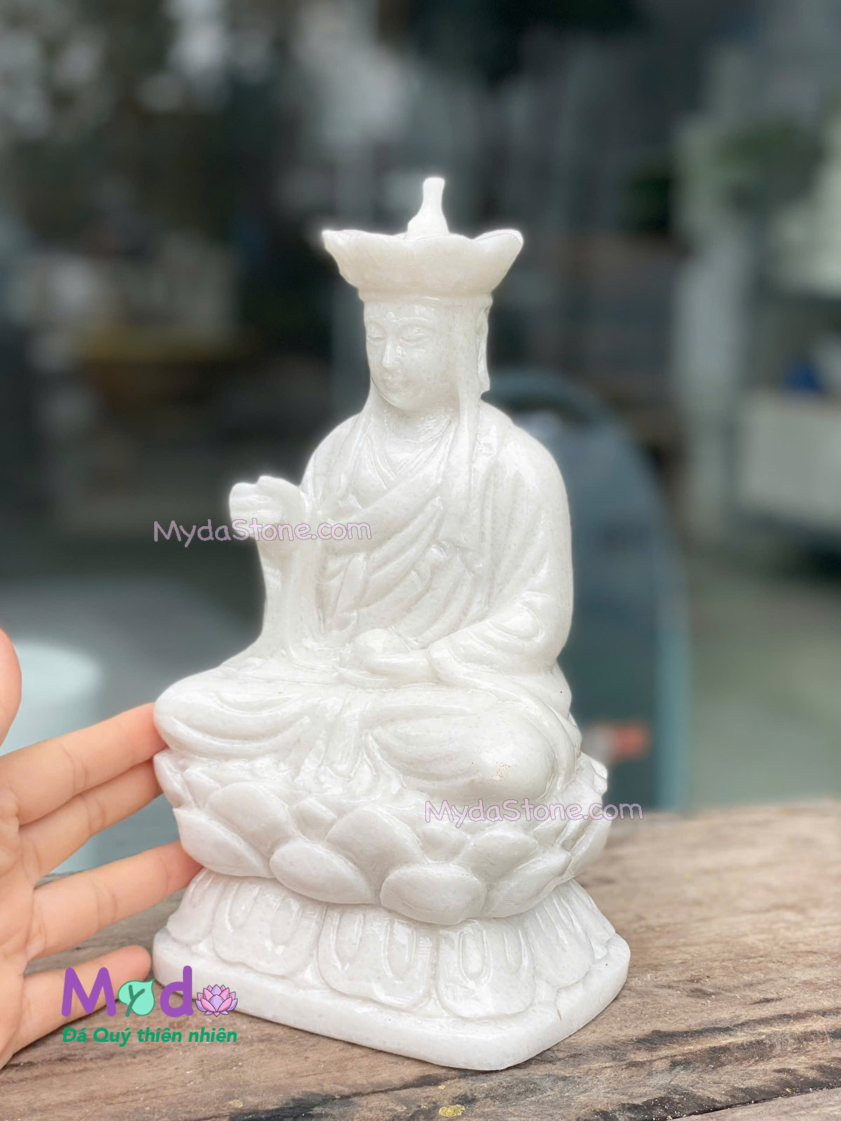 Tượng Phật Địa Tạng ngồi đài sen đá Cẩm Thạch Trắng