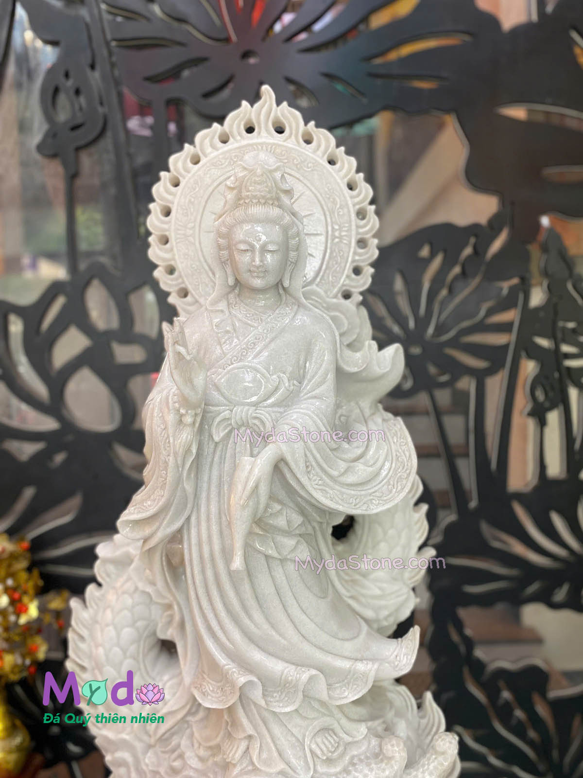 Tượng Phật Quan Âm cưỡi rồng đá Cẩm Thạch Trắng