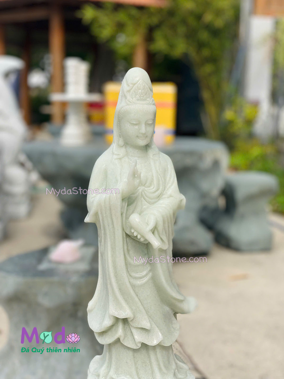Tượng Phật Quan Âm đá Cẩm Thạch Xanh