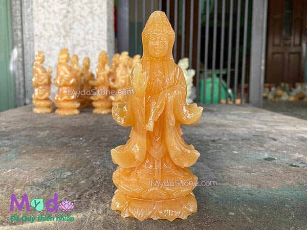 Tượng Phật Quan Âm đá Ngọc Hoàng Long