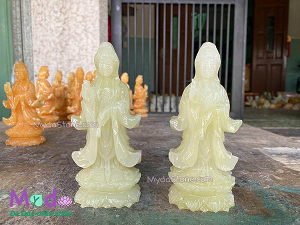 Tượng Phật Quan Âm đá Ngọc Xanh Pakistan