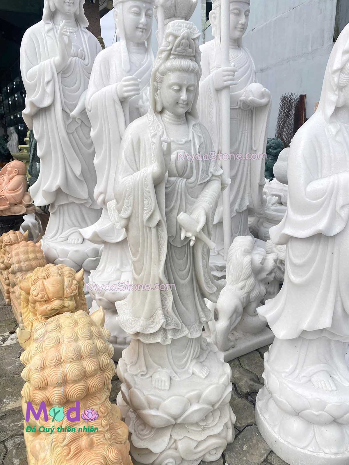 Tượng Phật Quan Âm đứng đài sen đá Cẩm Thạch Trắng