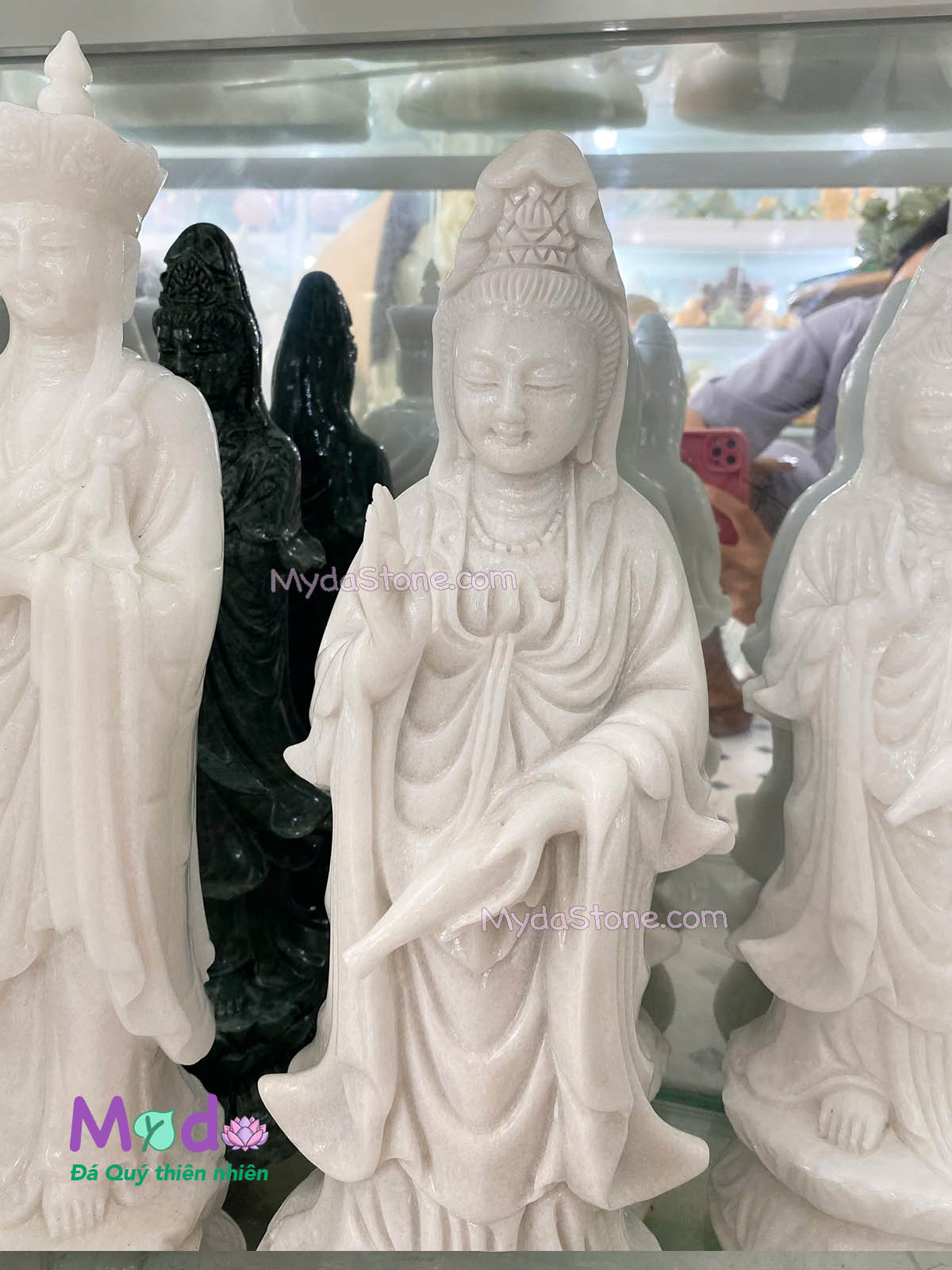 Tượng Phật Quan Âm đứng đài sen đá Cẩm Thạch Trắng