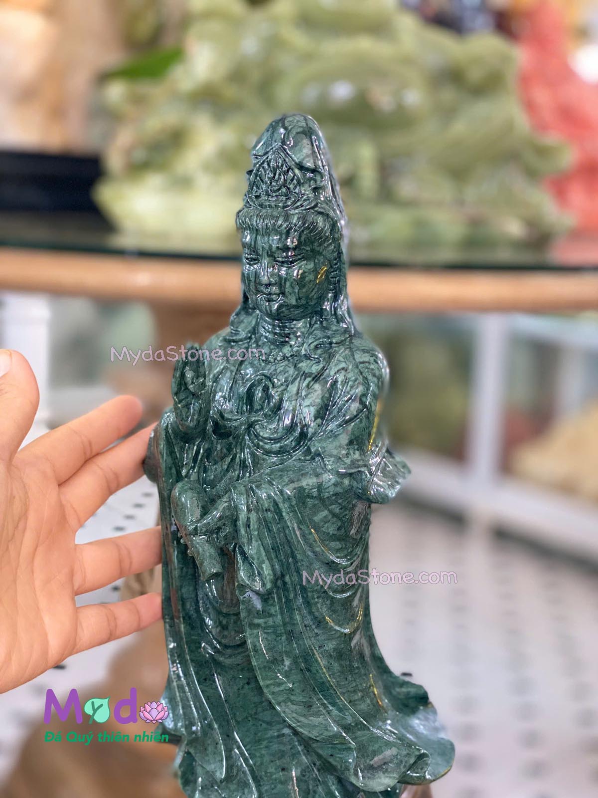Tượng Quan Âm đứng đài sen đá Xanh Ấn Độ