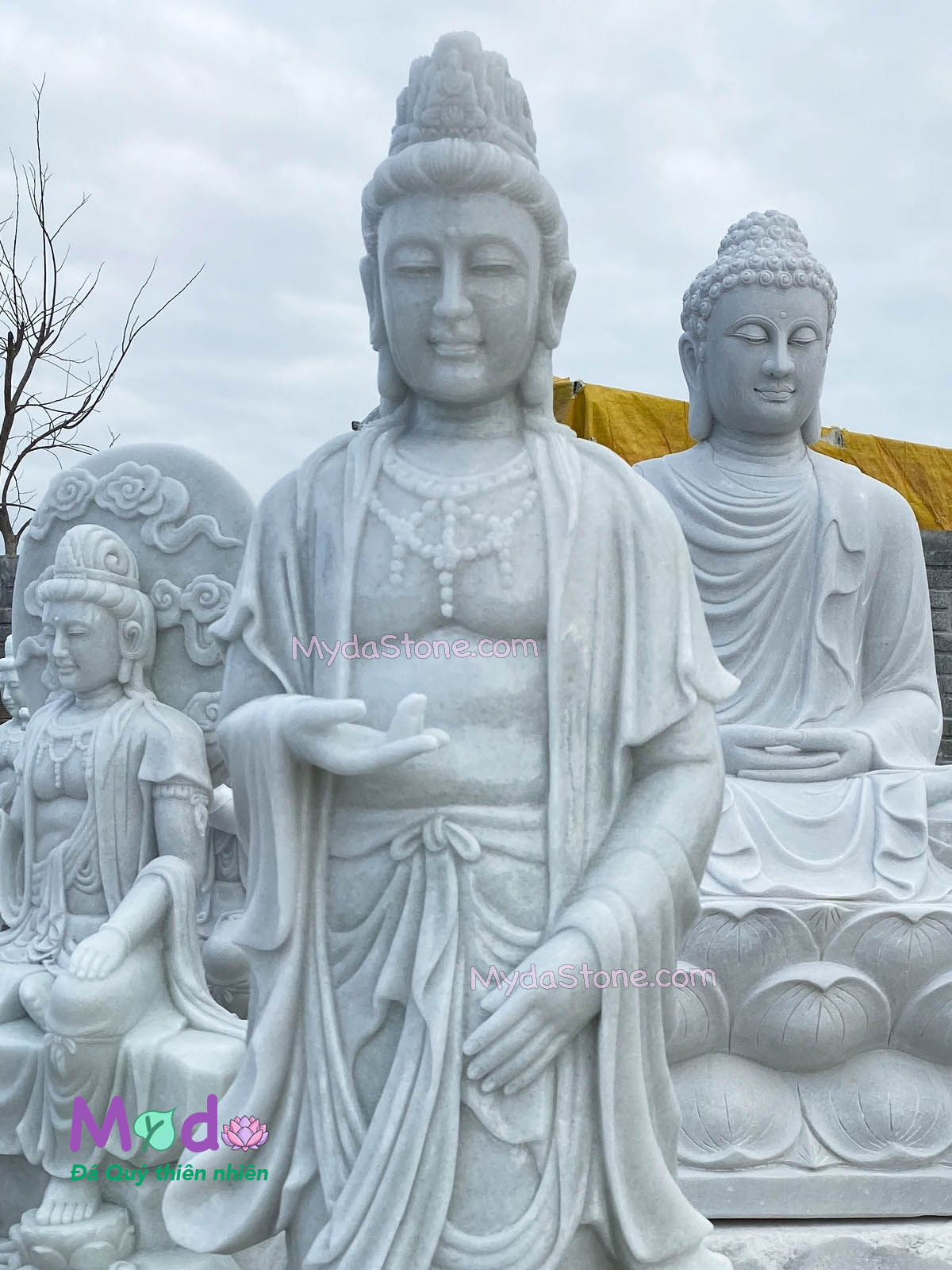 Tượng Phật Quan Âm hoá thân đá Cẩm Thạch Trắng Xanh