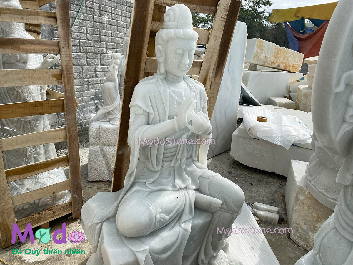 Tượng Phật Quan Âm hoá thân đá Cẩm Thạch Trắng Xanh