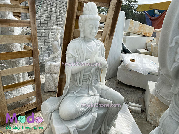 Tượng Phật Quan Âm hoá thân đá Cẩm Thạch Trắng Xanh