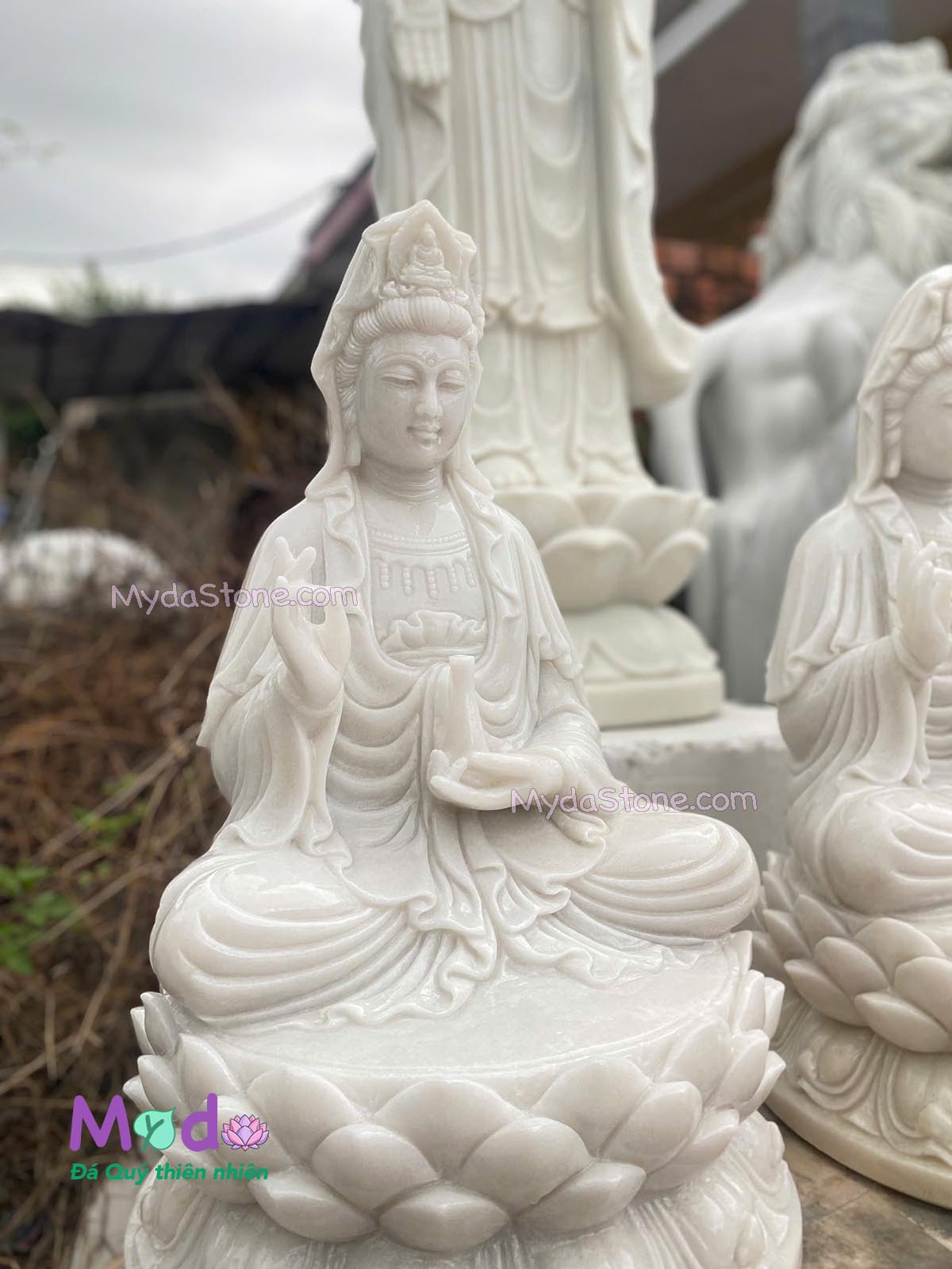 Tượng Phật Quan Âm ngồi đài sen đá Cẩm Thạch Trắng
