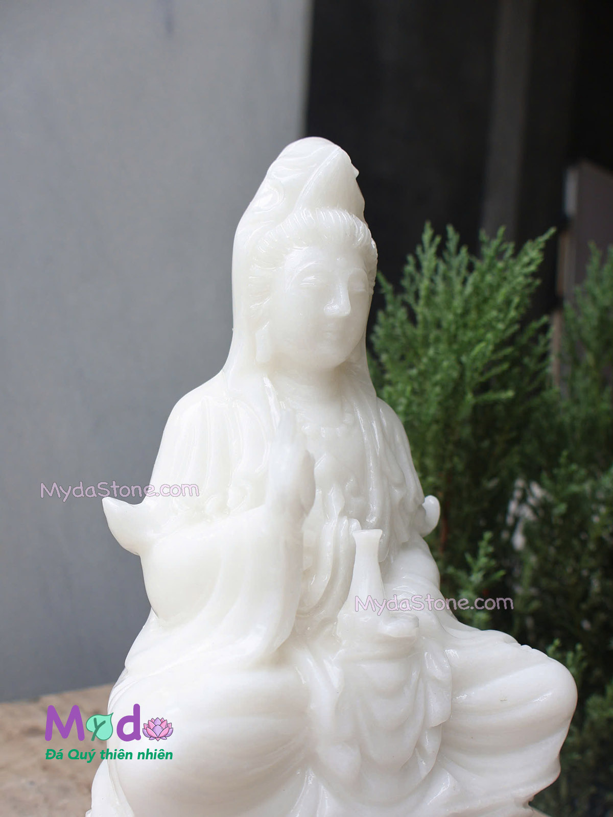 Tượng Phật Quan Âm ngồi đài sen đá Cẩm Thạch Trắng