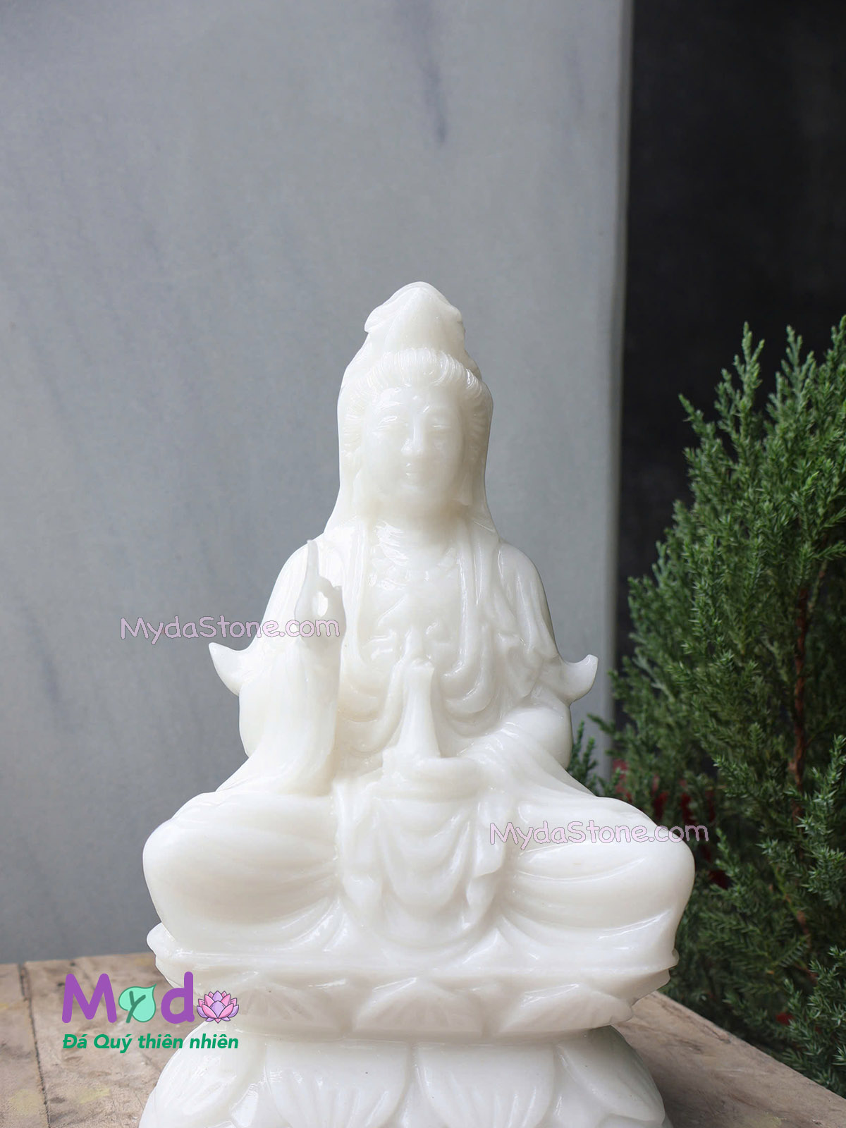 Tượng Phật Quan Âm ngồi đài sen đá Cẩm Thạch Trắng