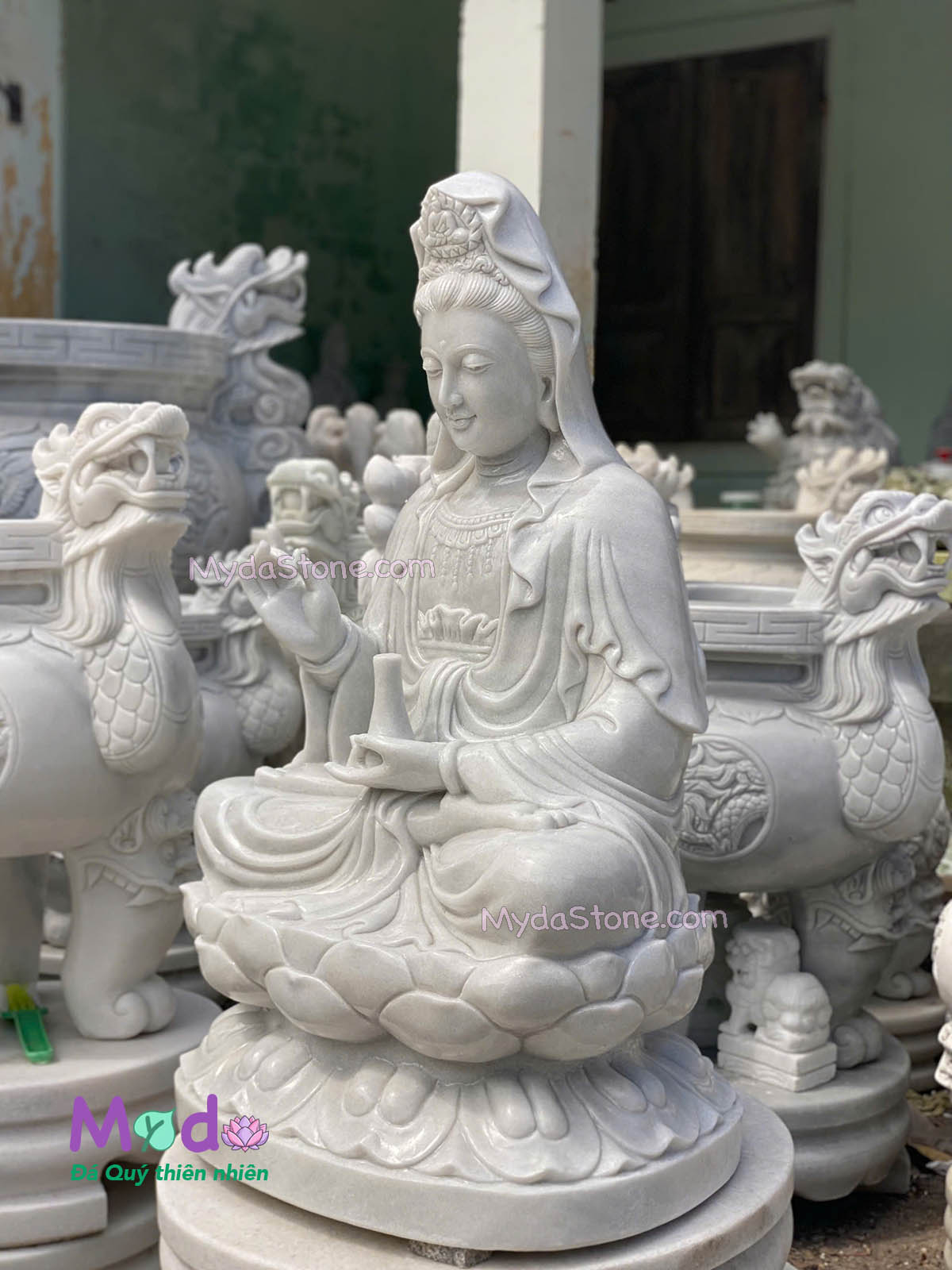 Tượng Phật Quan Âm ngồi đài sen đá Cẩm Thạch Trắng