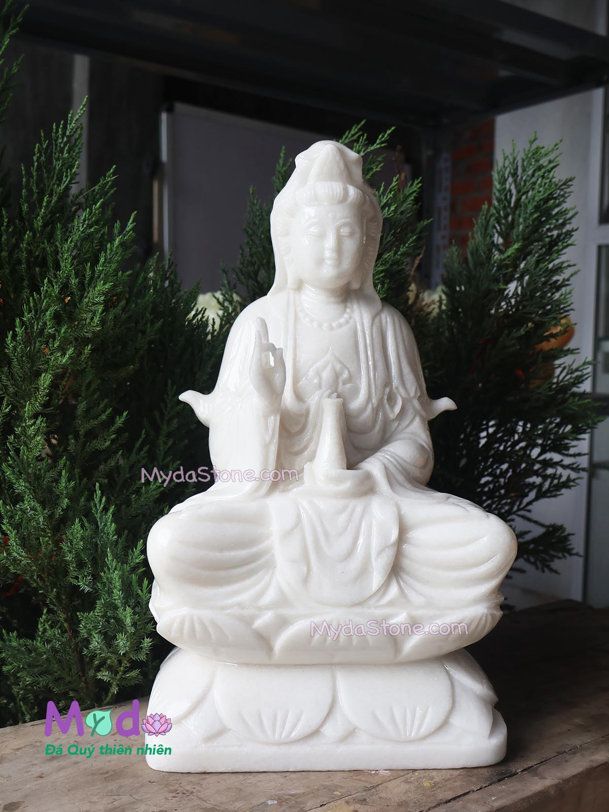 Tượng Phật Quan Âm ngồi đài sen bằng đá Cẩm Thạch Trắng