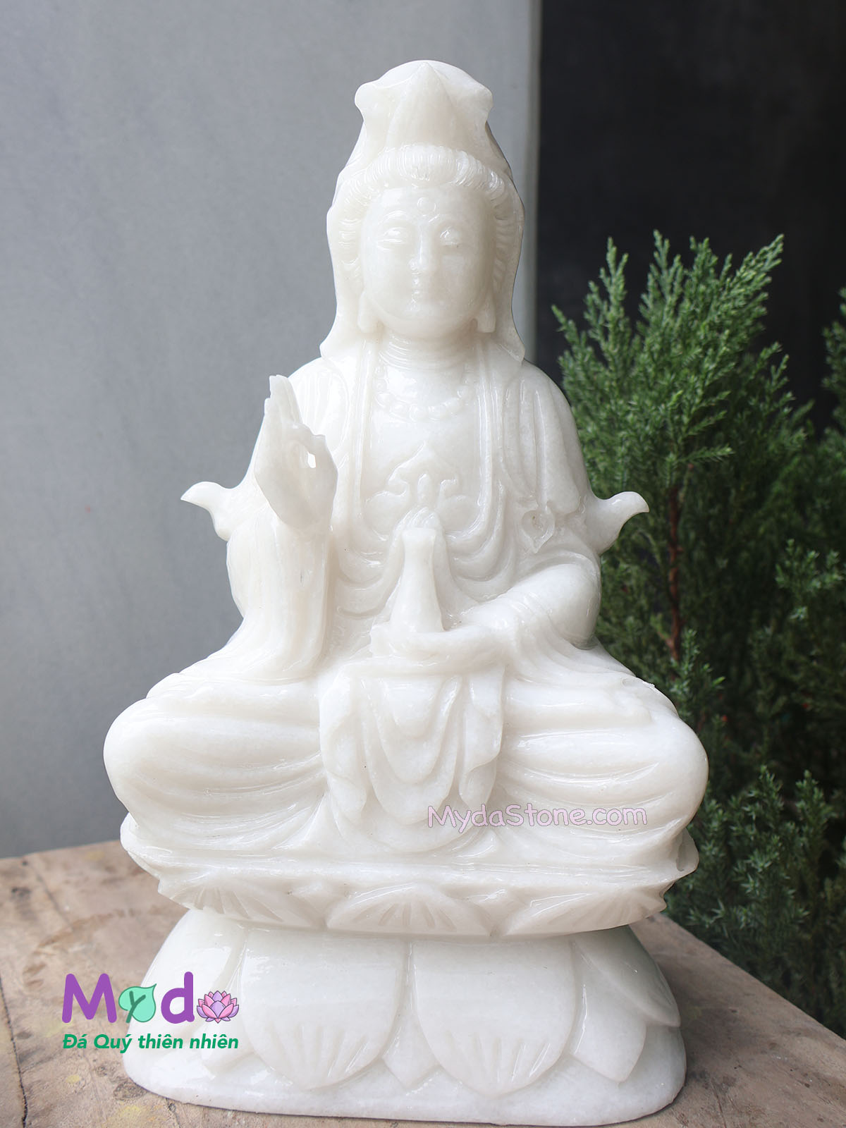Tượng Phật Quan Âm ngồi đài sen bằng đá Cẩm Thạch Trắng