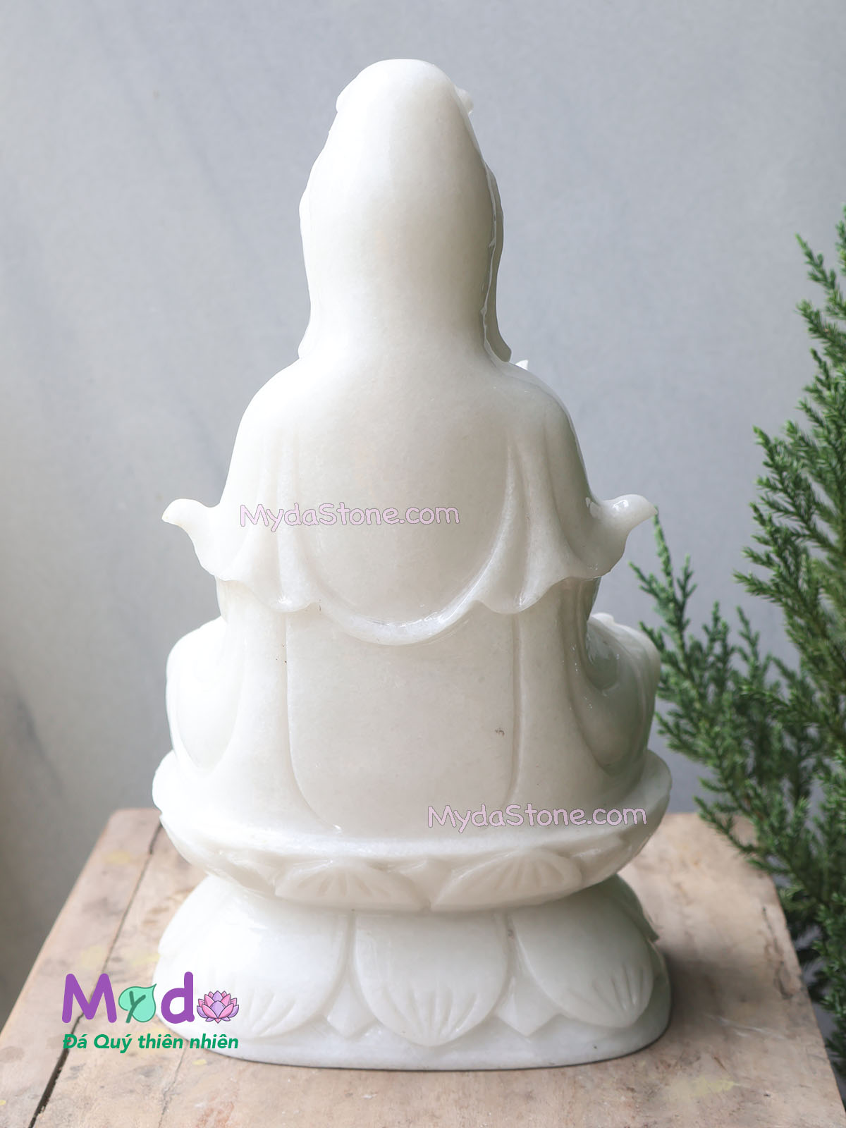 Tượng Phật Quan Âm ngồi đài sen bằng đá Cẩm Thạch Trắng
