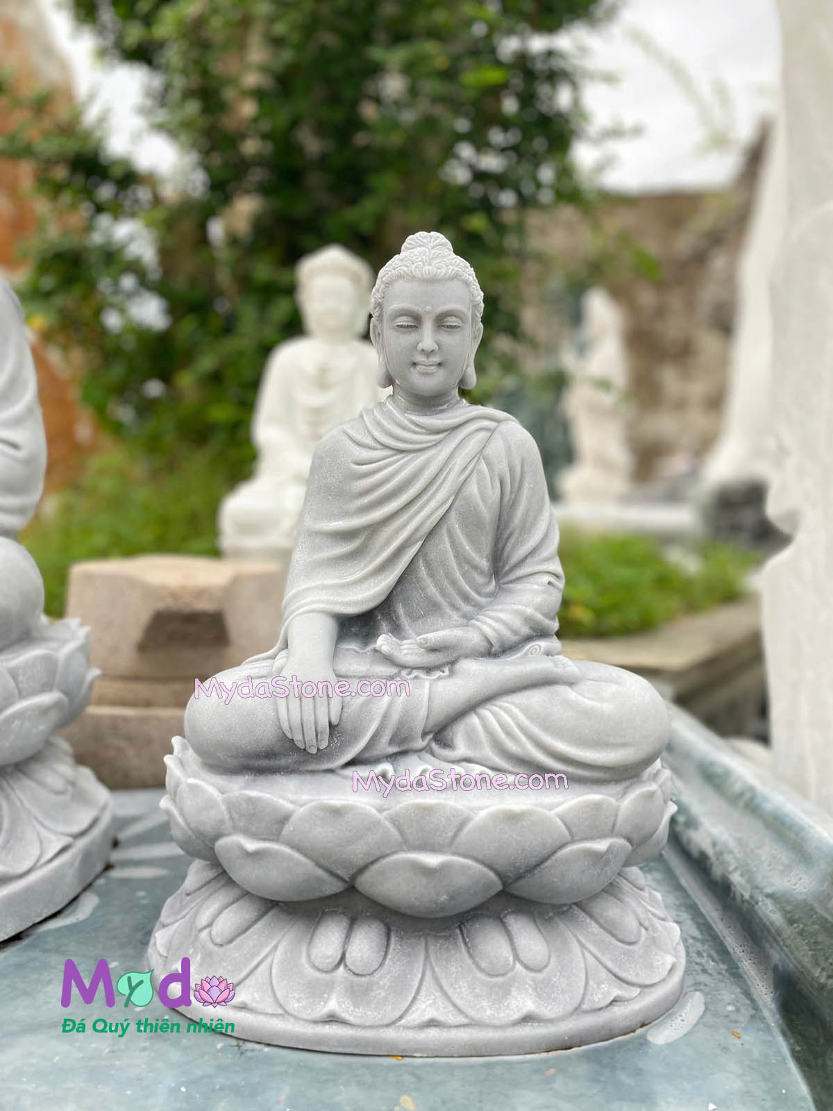 Tượng Phật Thích Ca bằng đá Cẩm Thạch Xám