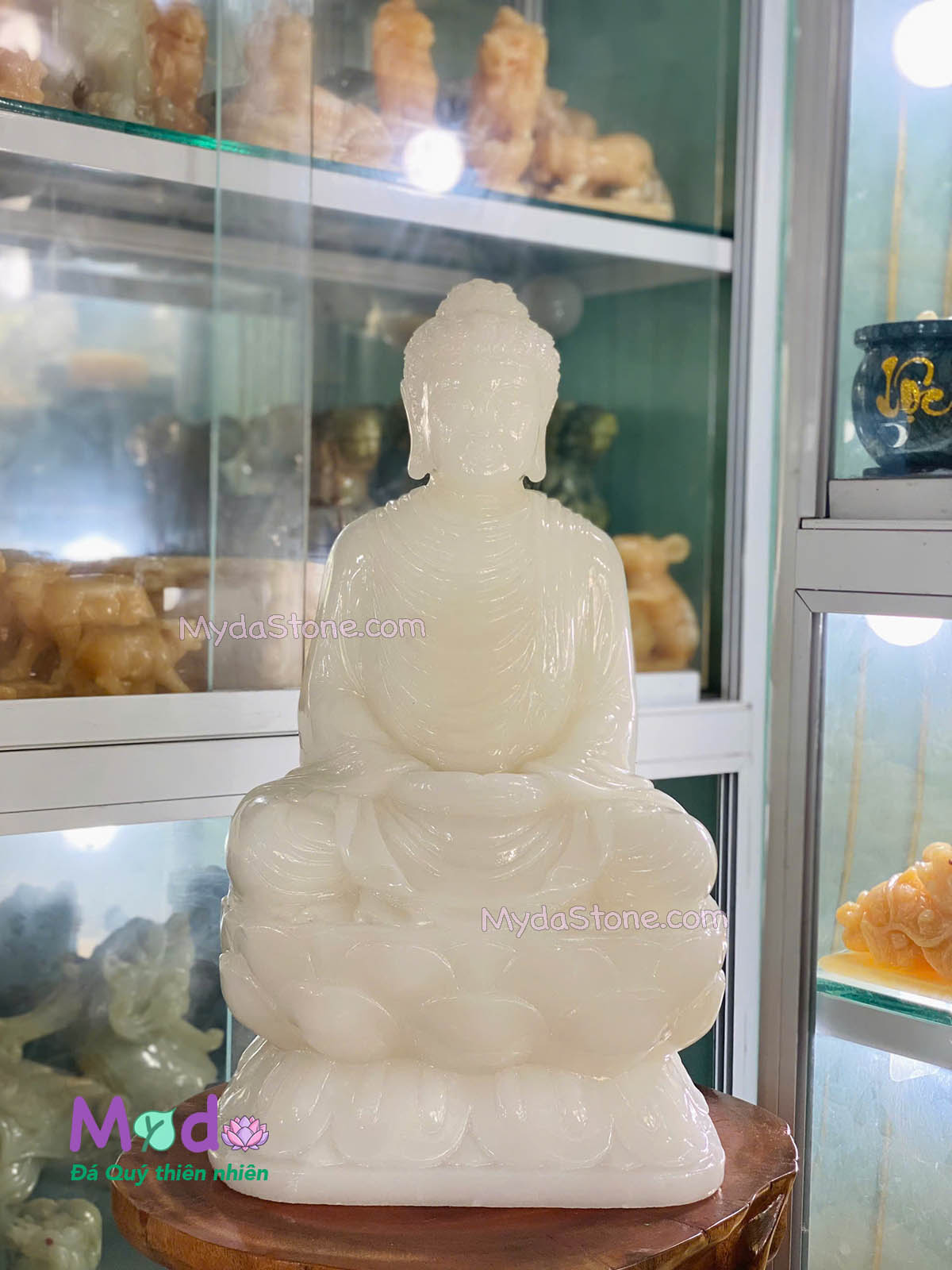 Tượng Phật Thích Ca đá Thạch Anh Trắng