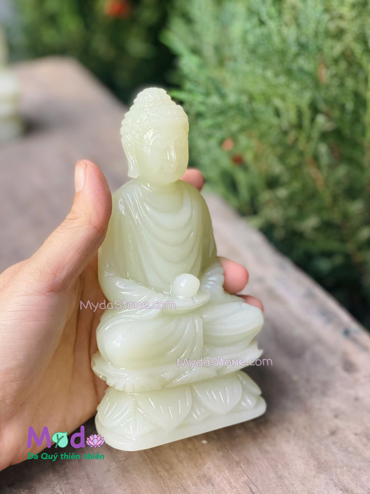 Tượng Phật Thích Ca ngồi đài sen đá Ngọc Xanh Pakistan