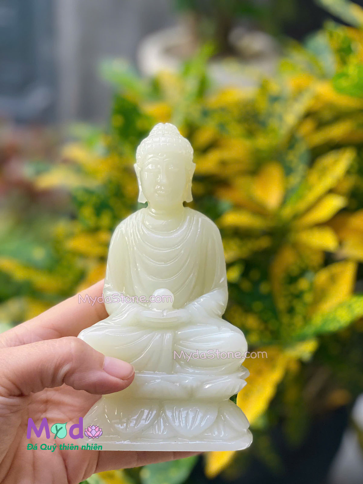 Tượng Phật Thích Ca ngồi đài sen đá Ngọc Xanh Pakistan