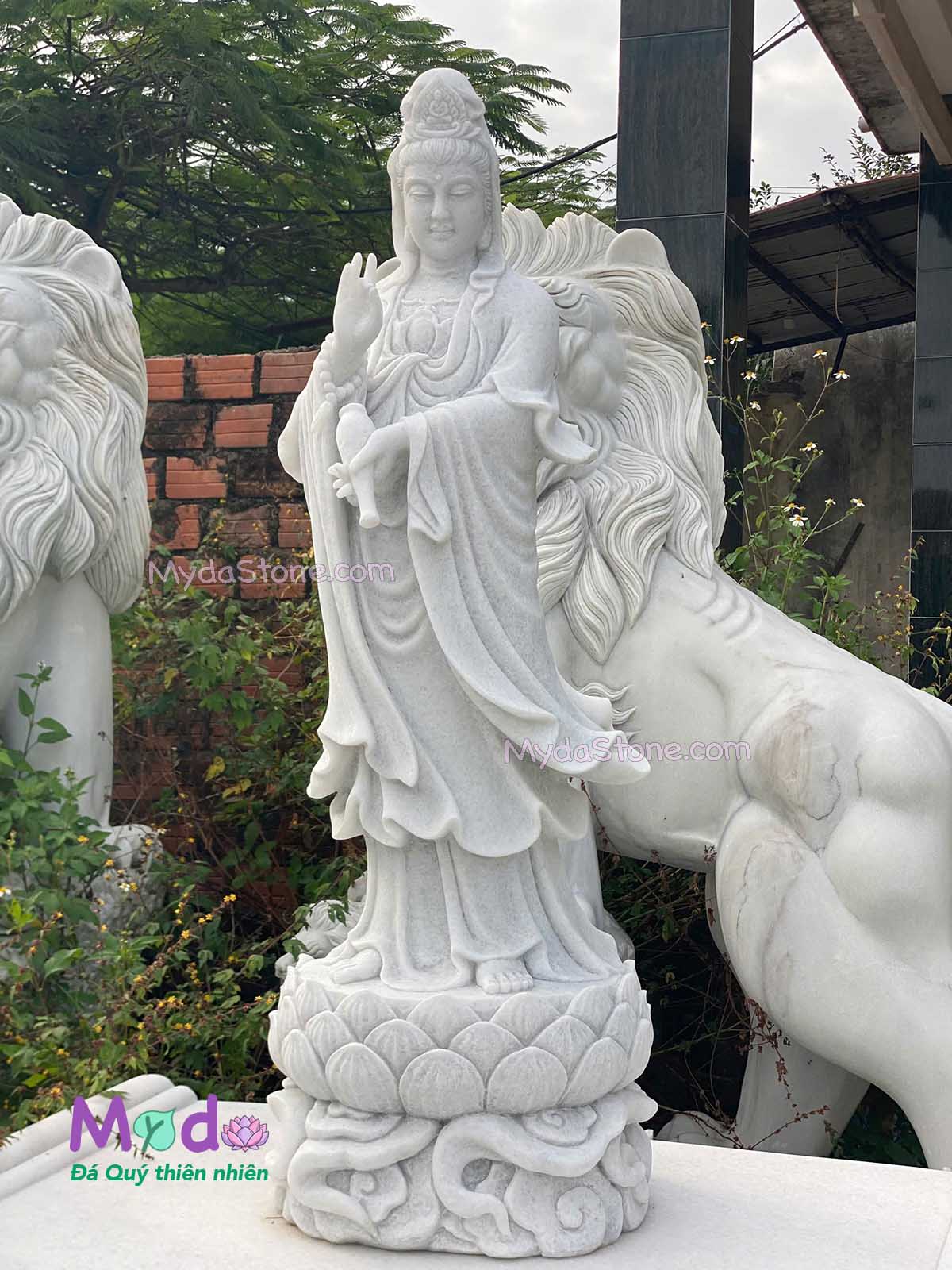 Tượng Phật Quan Âm đứng đài sen đá Cẩm Thạch Trắng Xanh