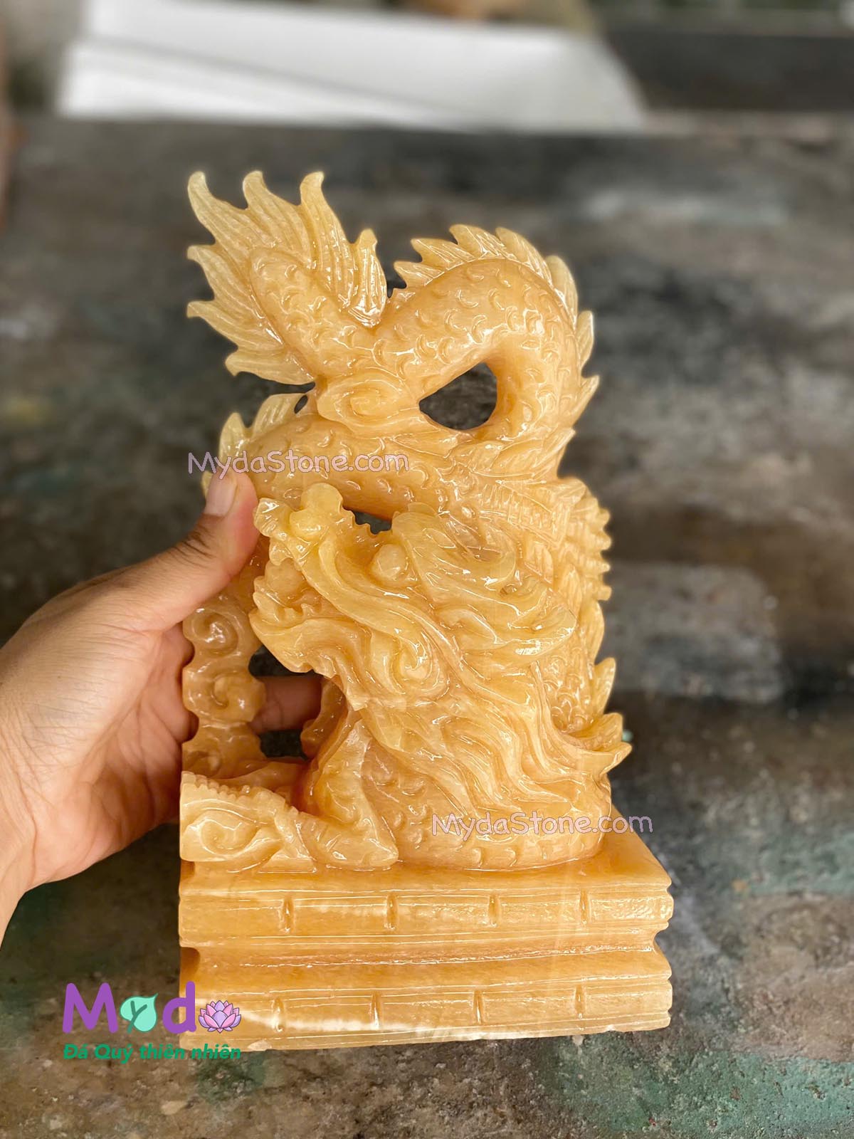 Tượng Rồng đá Ngọc Hoàng Long