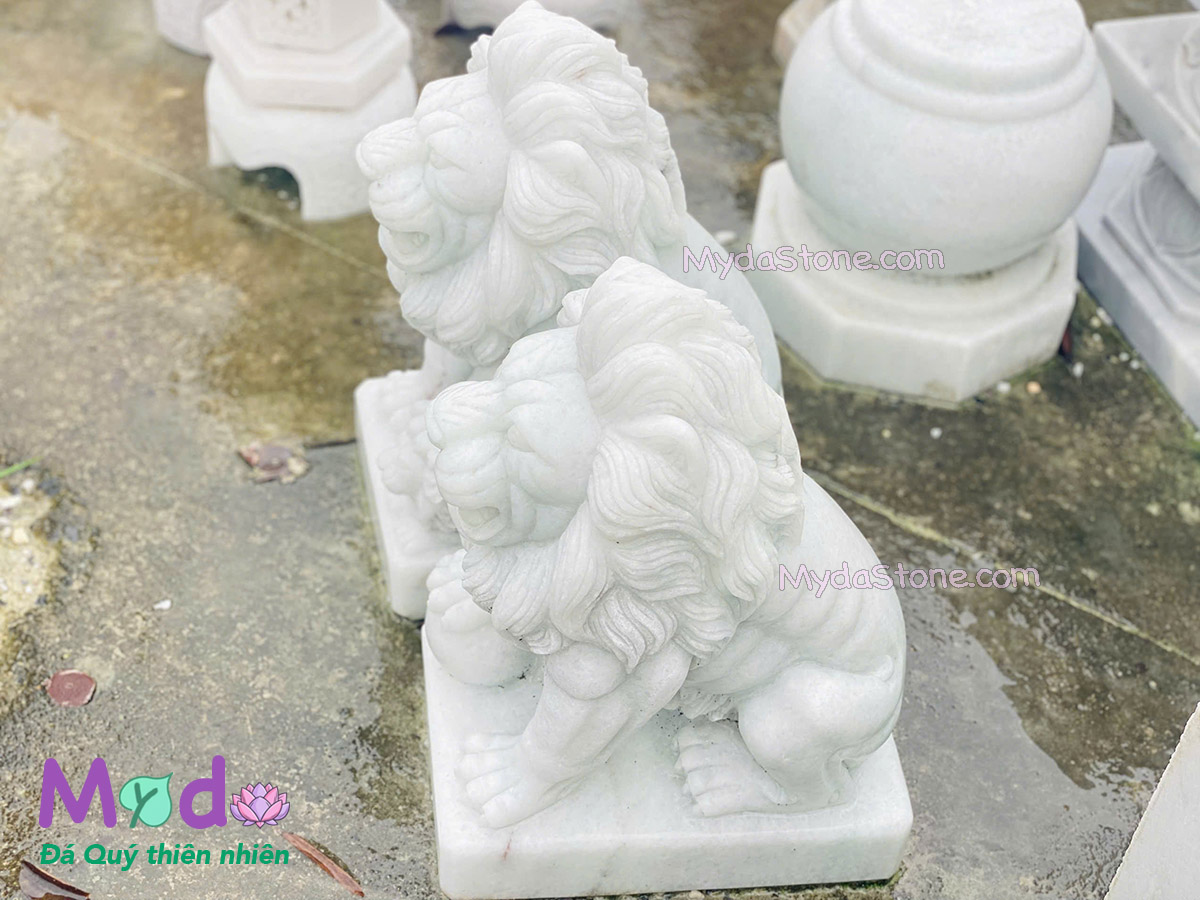 Tượng Sư Tử bằng đá Cẩm Thạch Trắng Xanh