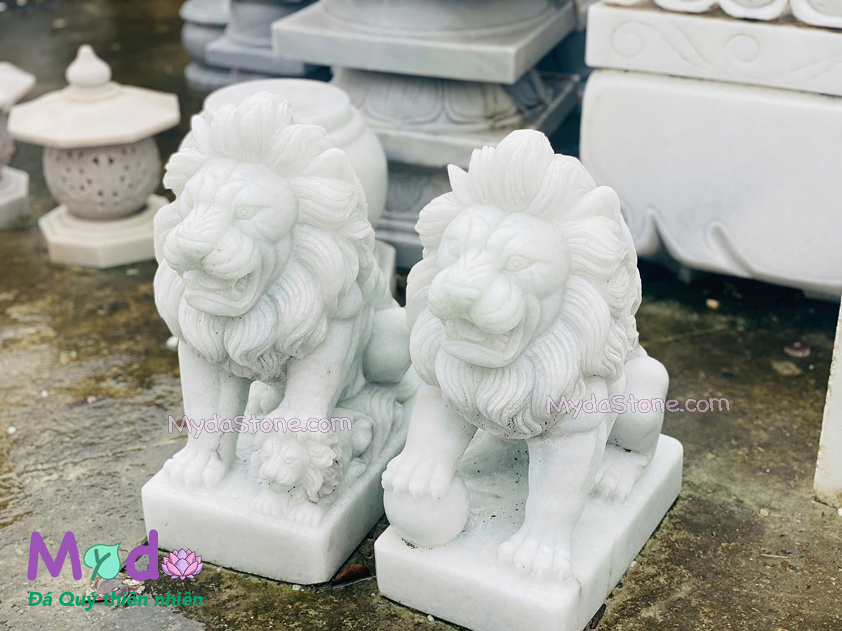 Tượng Sư Tử bằng đá Cẩm Thạch Trắng Xanh