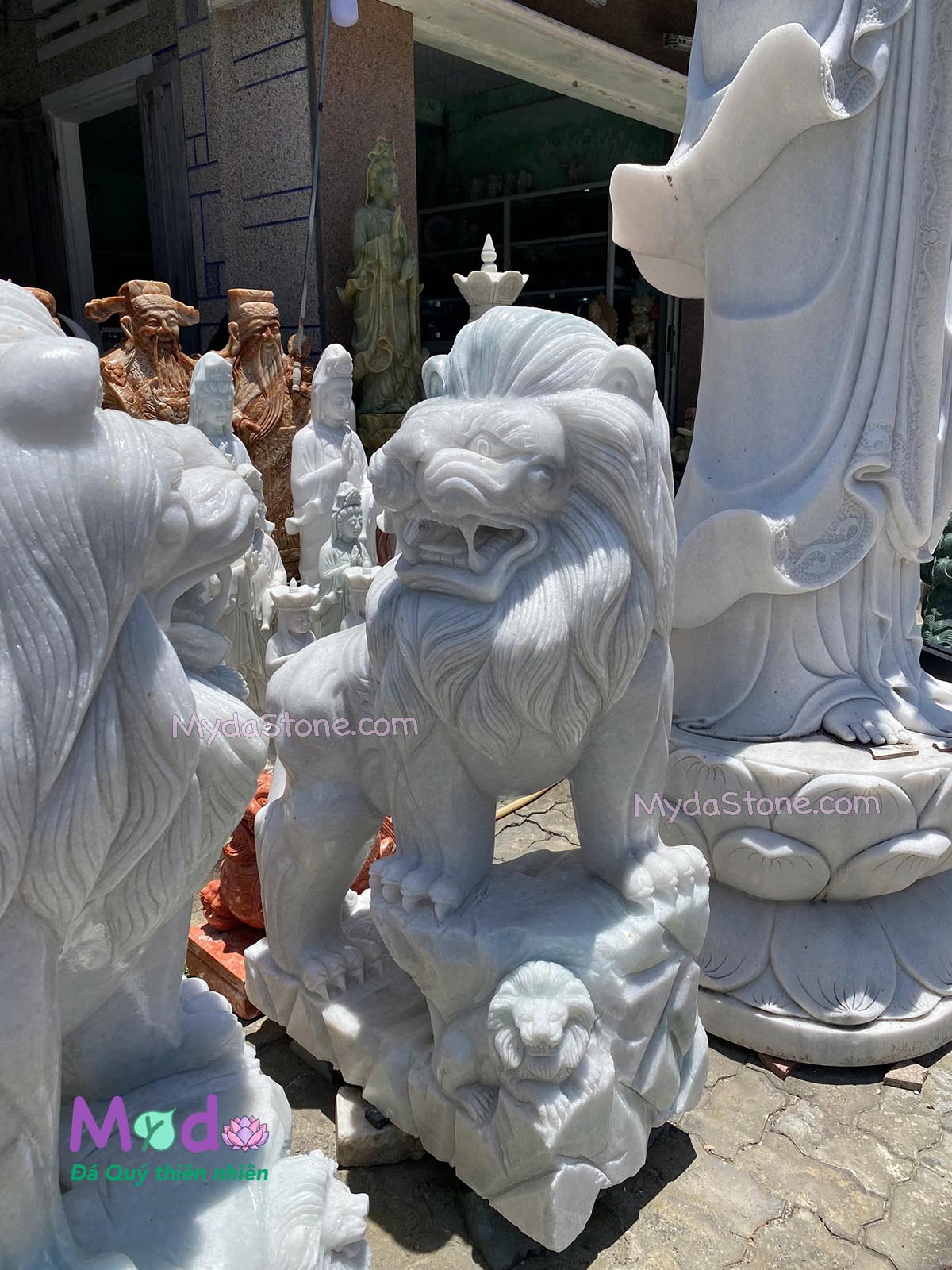 Tượng Sư Tử đá Cẩm Thạch Trắng