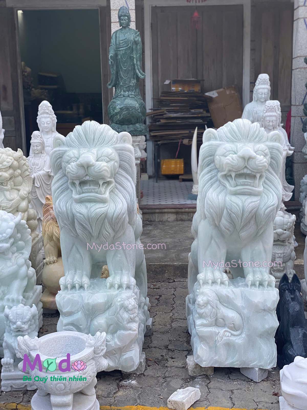 Tượng Sư Tử đá Cẩm Thạch Trắng Xanh