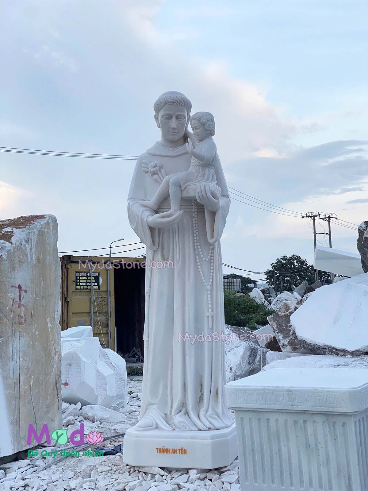 Tượng Thánh An Tôn đá Cẩm Thạch Trắng