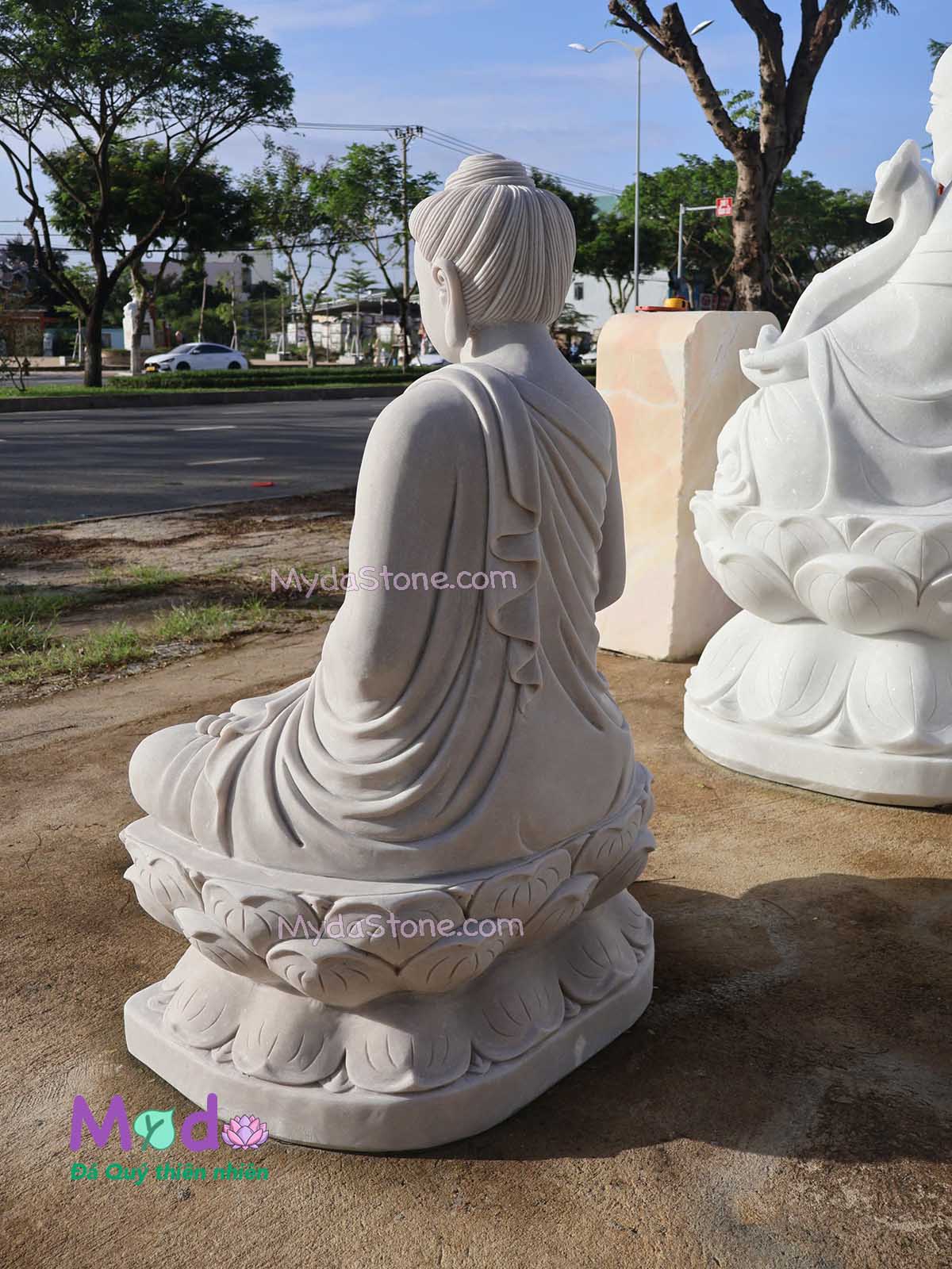 Tượng Phật Thích Ca ngồi đài sen đá Cẩm Thạch Trắng Xám