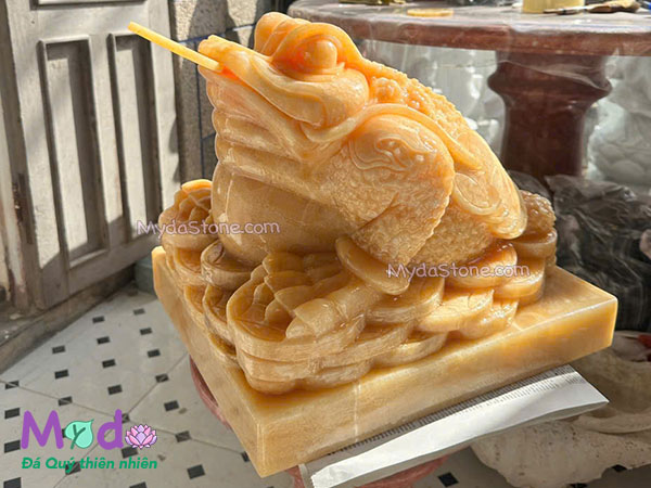 Tượng Cóc Thiềm Thừ đá Ngọc Hoàng Long