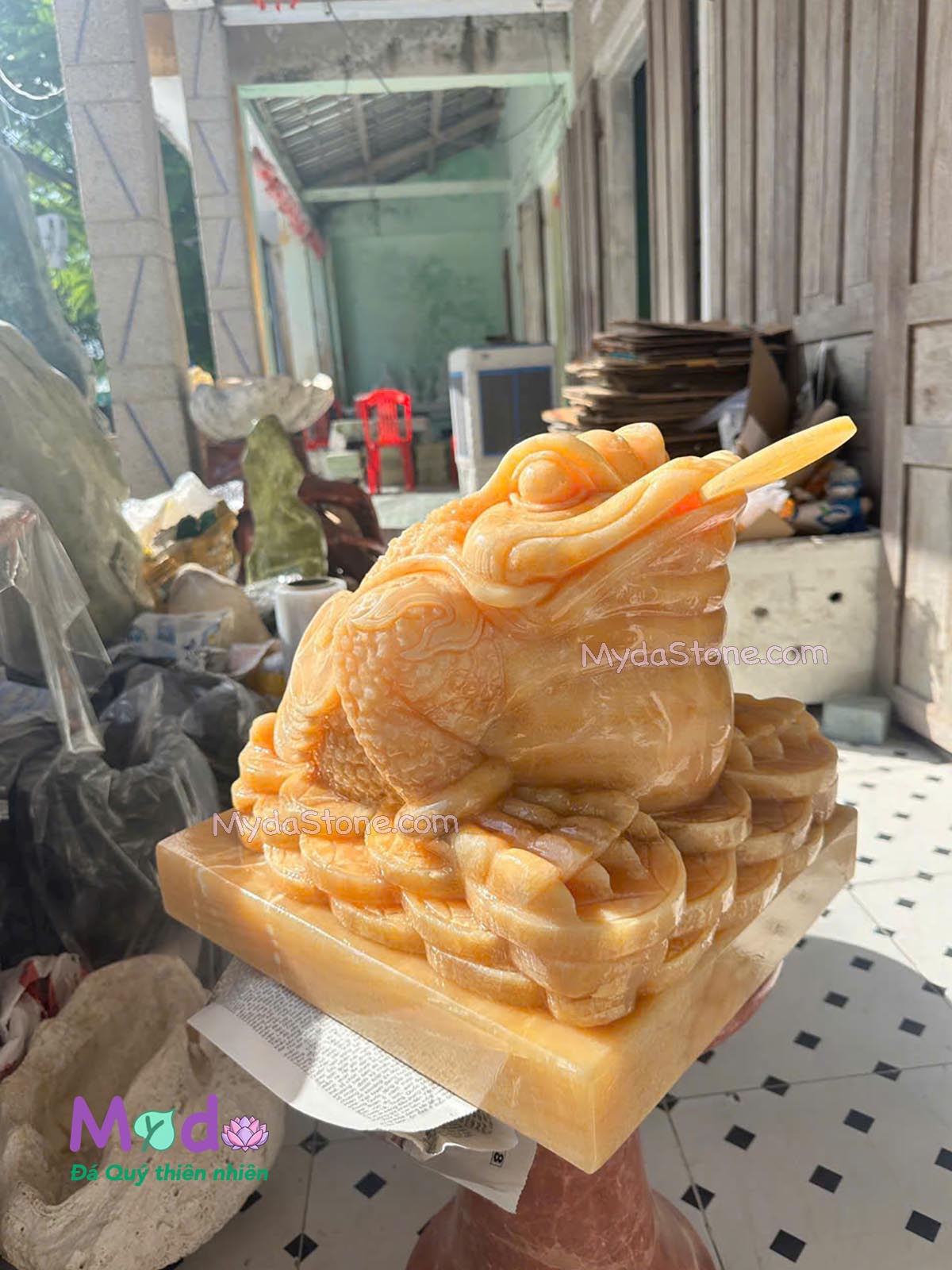 Tượng Cóc Thiềm Thừ đá Ngọc Hoàng Long