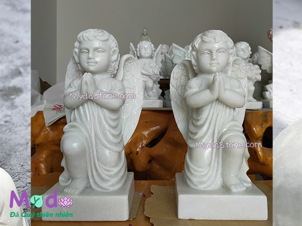 Tượng Thiên Thần quỳ gối bằng đá Cẩm Thạch Trắng Xanh