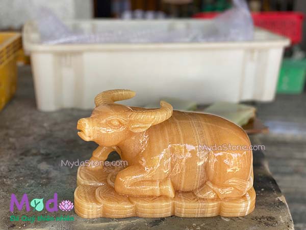 Tượng Trâu nằm đá Ngọc Hoàng Long