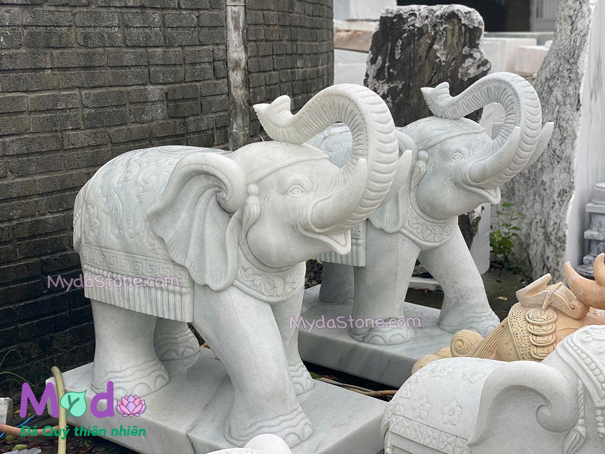 Tượng Voi đứng đá Cẩm Thạch Trắng Xanh