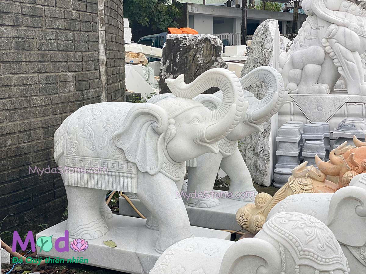 Tượng Voi đứng đá Cẩm Thạch Trắng Xanh