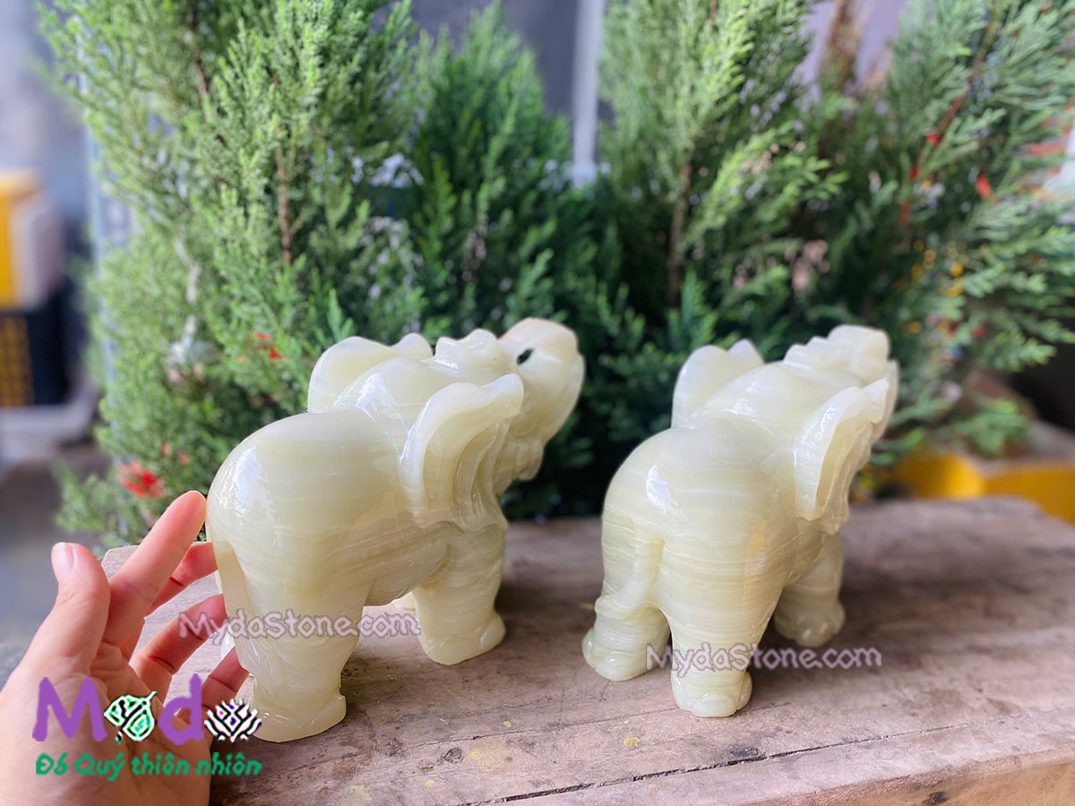 Tượng Voi bằng đá Ngọc Xanh Pakistan