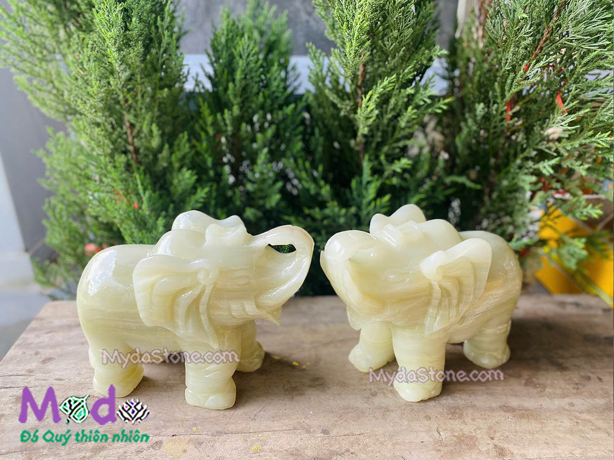 Tượng Voi bằng đá Ngọc Xanh Pakistan