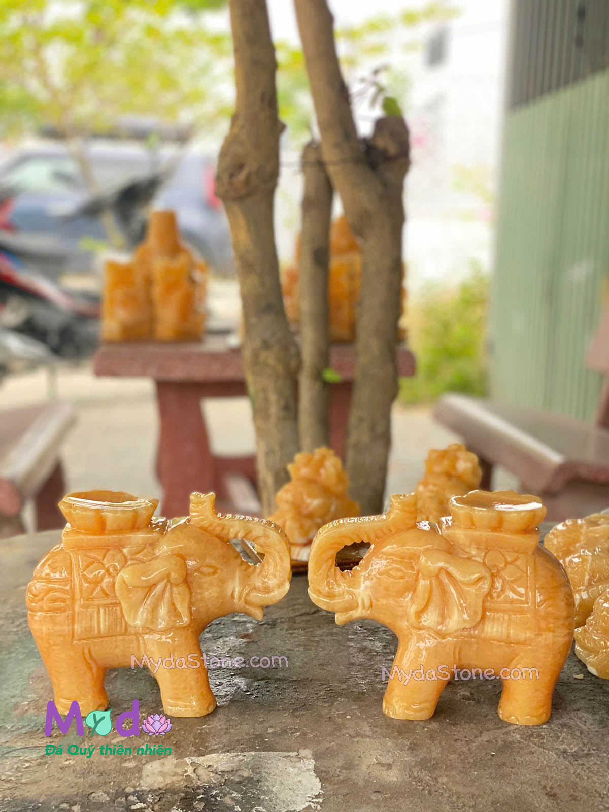 Tượng Voi đá Ngọc Hoàng Long