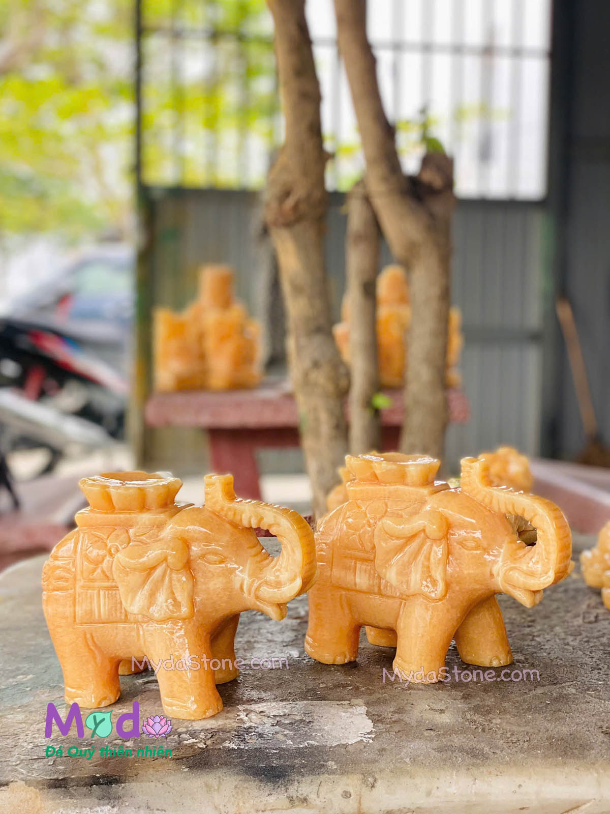 Tượng Voi đá Ngọc Hoàng Long