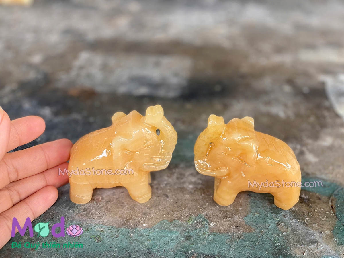 Tượng Voi đá Ngọc Hoàng Long