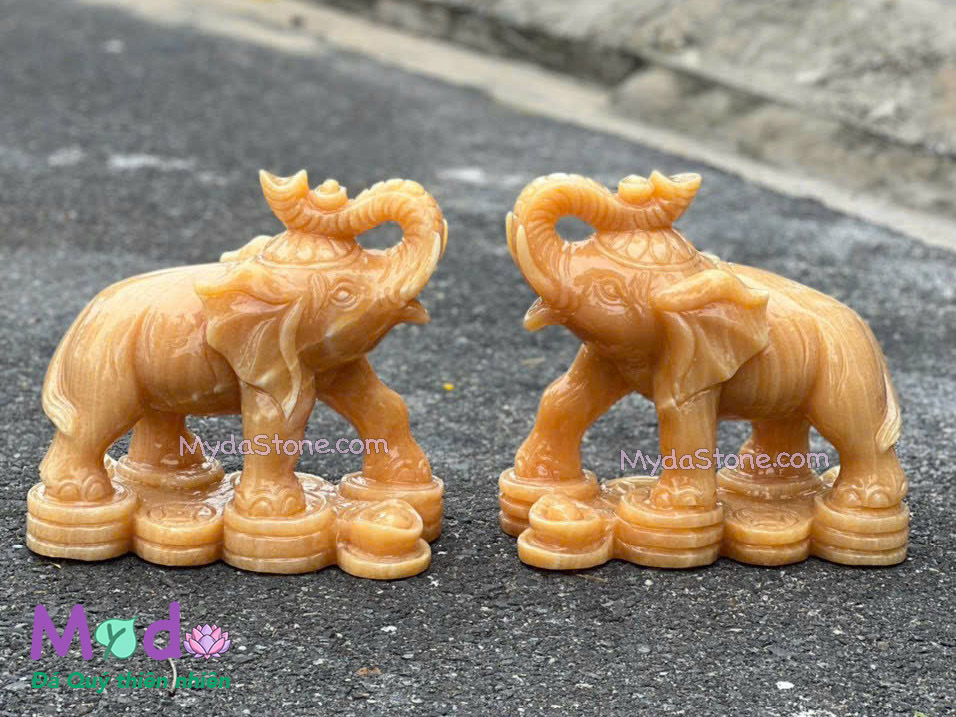Tượng Voi bằng đá Ngọc Vàng Hoàng Long