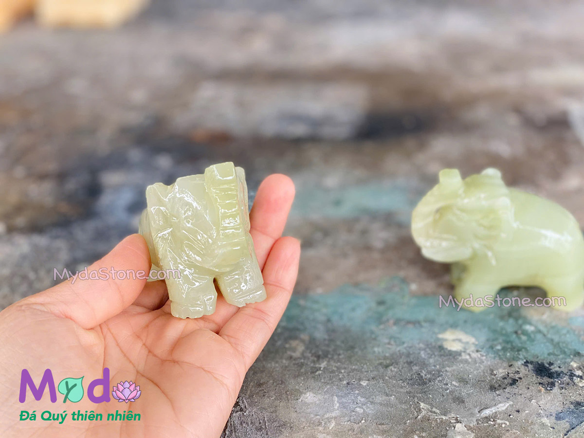 Tượng Voi đá Ngọc Xanh Pakistan