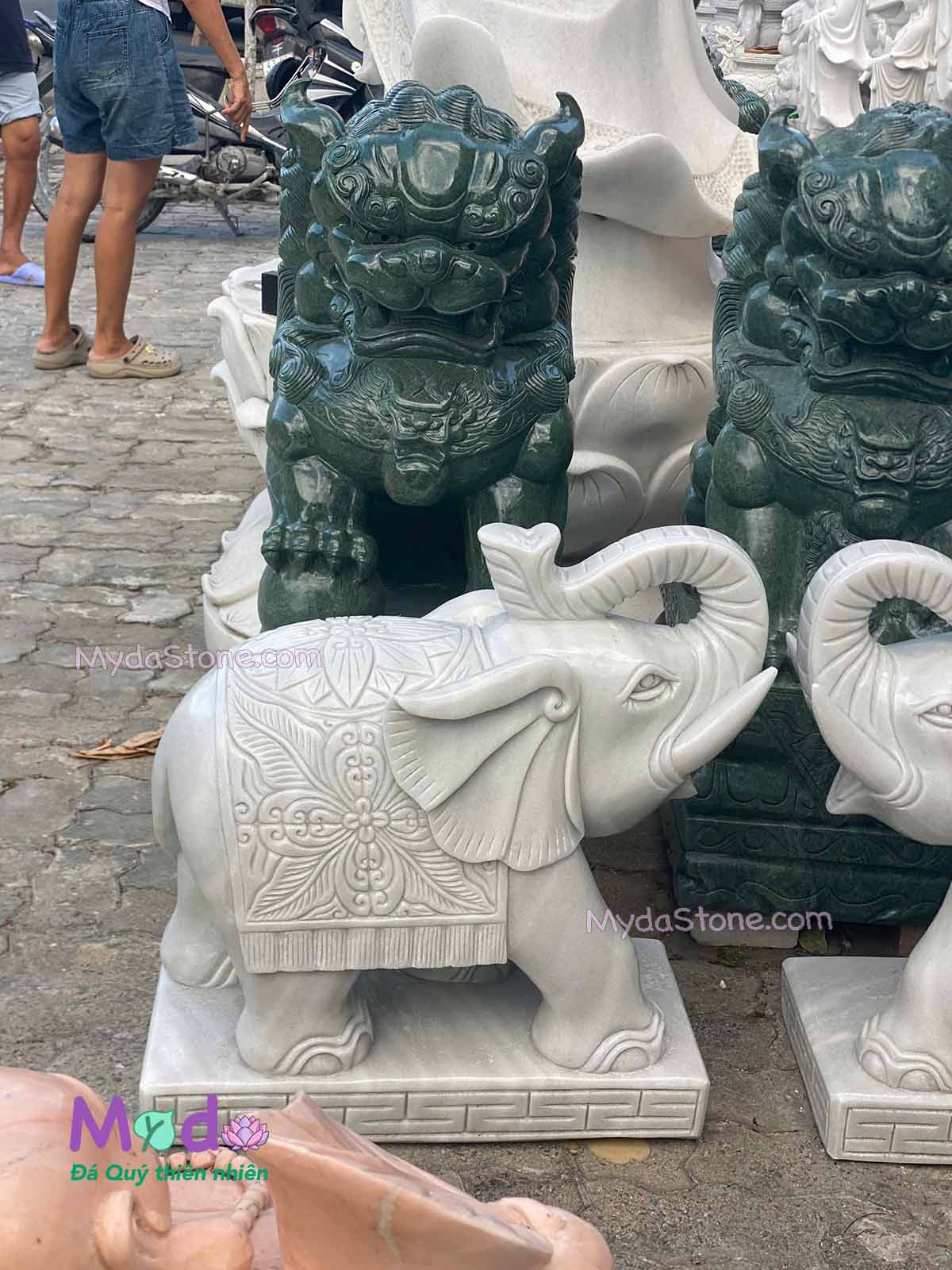 Tượng Voi đặt Cổng đá Cẩm Thạch Trắng