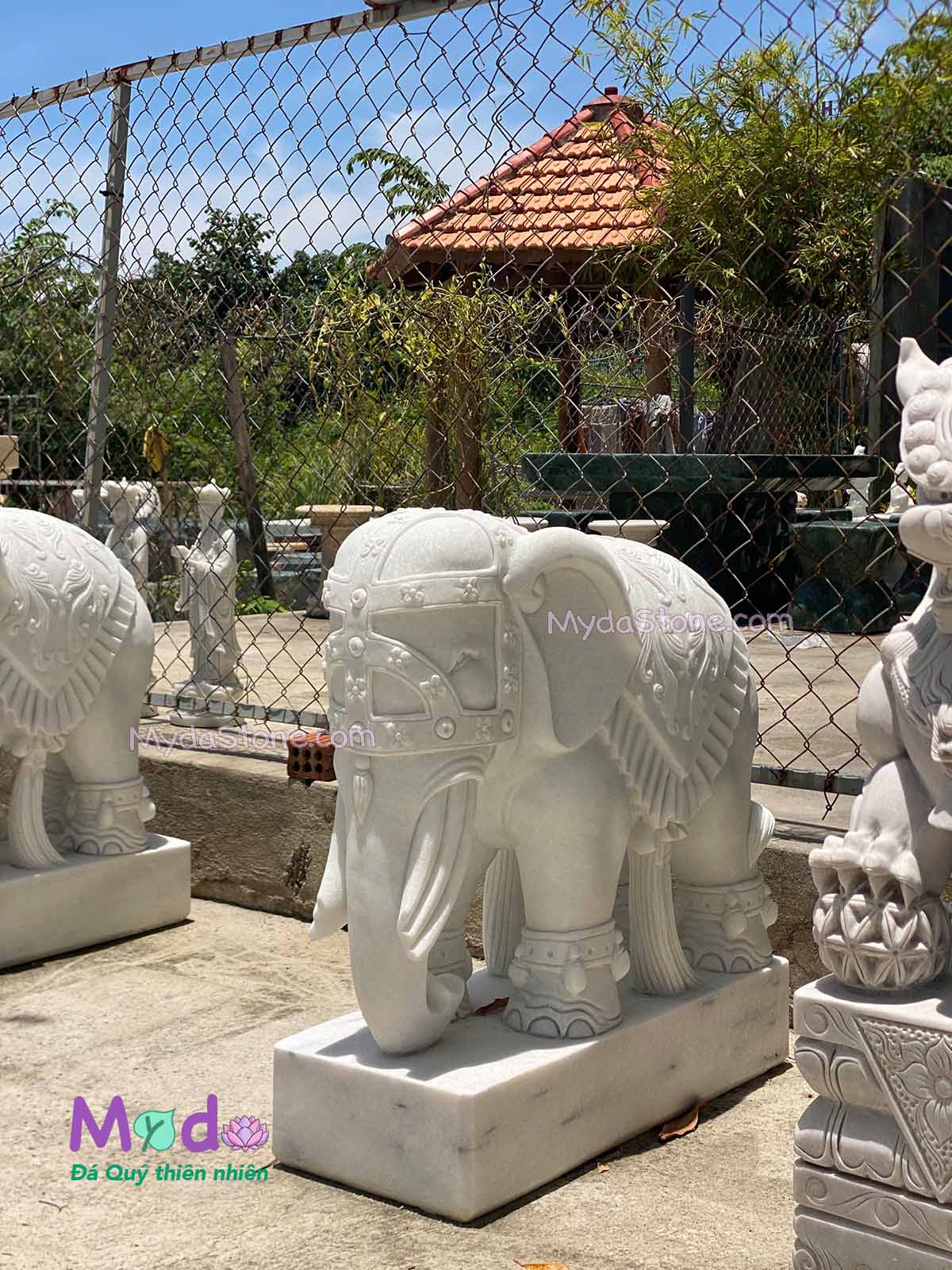Tượng Voi để Lăng Mộ đá Cẩm Thạch Trắng