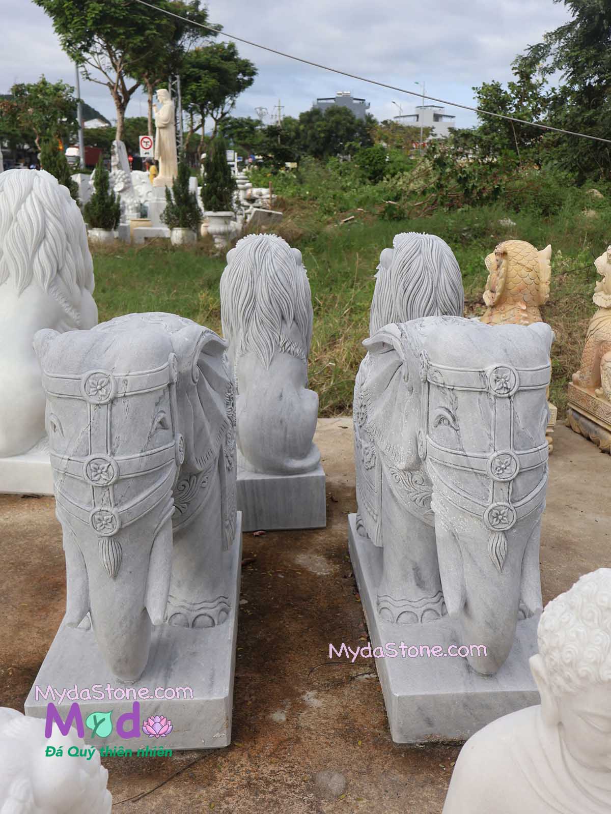 Tượng Voi đứng bằng đá Cẩm Thạch Trắng Xám